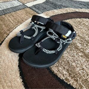 Little Girls Teva Voya Infinity Sandals Size 13